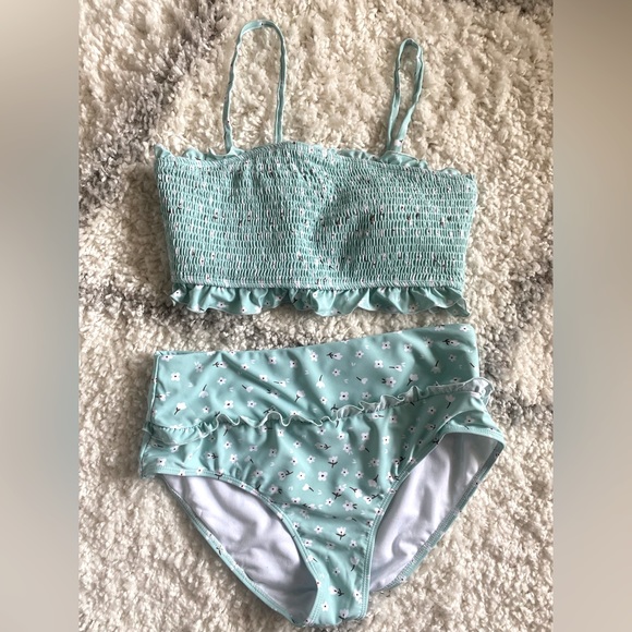 Adorable bikini retro boho top rouched and ruffles design size XL - Picture 2 of 6